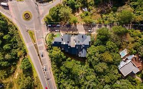 Alpes da Montanha 203 - Apto novo junto ao Centro de Gramado com garagem